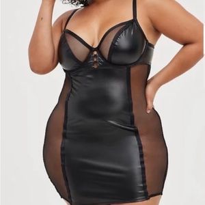 NWT Torrid Faux Leather Chemise